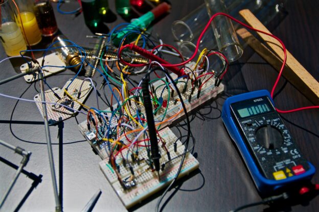 Principios de Electrotecnia y Automatización Básica